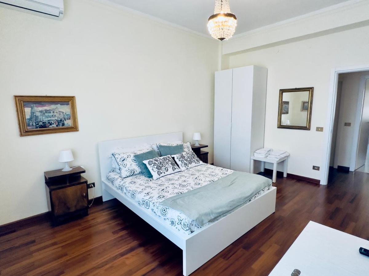 Elegant Apartment In City Center Κάλιαρι Εξωτερικό φωτογραφία