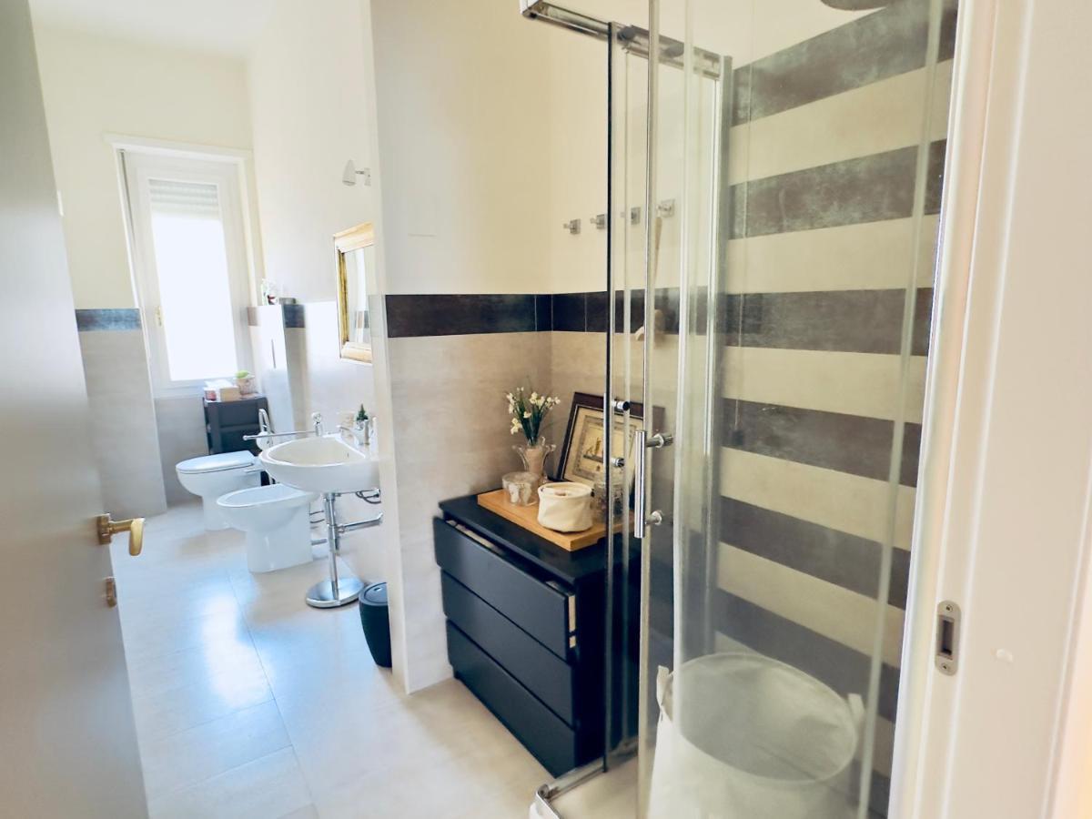 Elegant Apartment In City Center Κάλιαρι Εξωτερικό φωτογραφία